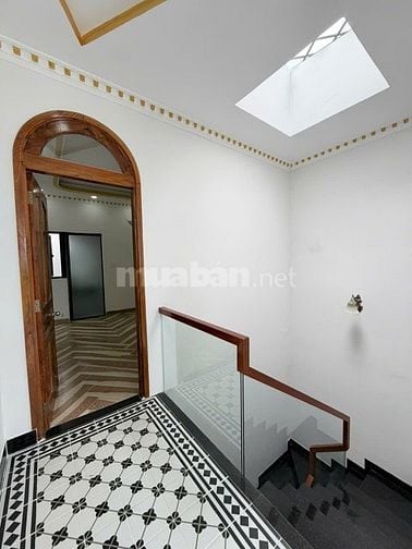 Nhà đẹp mới xây đường Bà Hom, Quận 6 (4x15m) Trệt 3 lầu, sân thượng