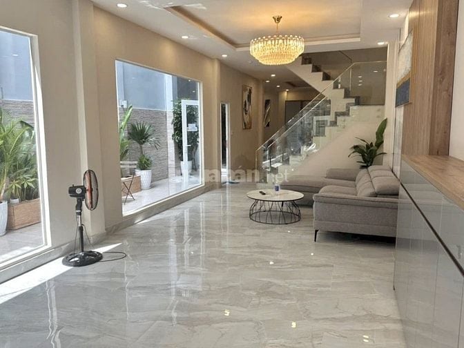 Bán nhà đường Lê Thị Riêng Q.1 - 110m2 - 4 tầng - 5pn 6wc - giá 25 tỷ