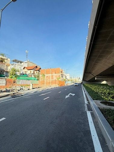 Đất 2 mặt tiền Trần Văn Hoàng nối dài, Tân Bình, đường vào nhà Ga T3