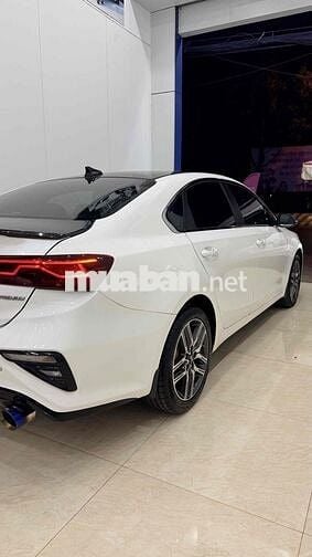 Kia Cerato 2019 2.0 AT Premium - 65000 km