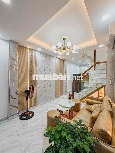 KINH ĐÔ THỜI TRANG - TRẦN QUANG DIỆU QUẬN 3 - 3 CĂN RA MẶT TIỀN