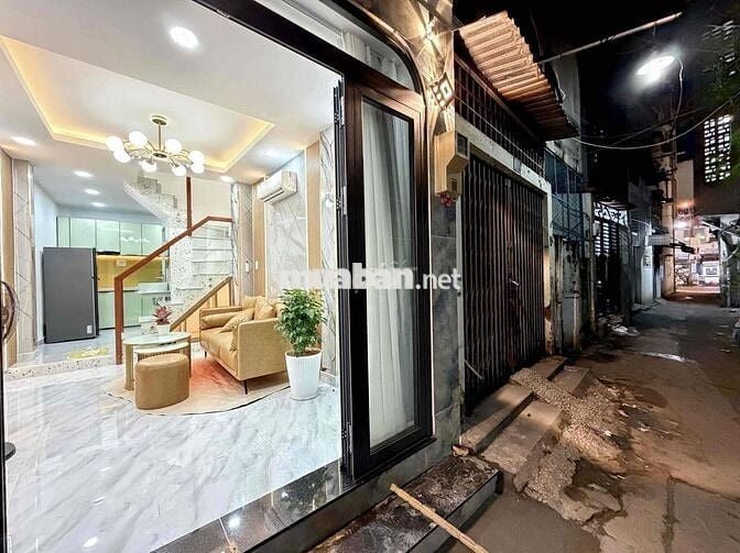 KINH ĐÔ THỜI TRANG - TRẦN QUANG DIỆU QUẬN 3 - 3 CĂN RA MẶT TIỀN