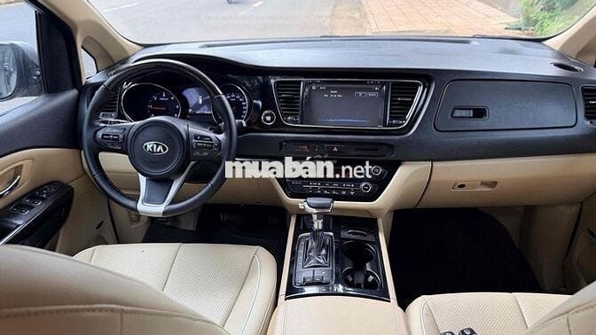 Kia Sedona 2017 2.2L DATH - 87000 km