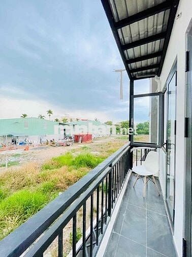 STUDIO MỚI CỬA SỔ BANCOL SIÊU THOÁNG ĐI BỘ QUA ĐH NGUYỄN TẤT THÀNH