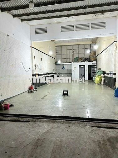 Cho thuê kho hẻm xe tải 1/Phan Văn Hớn 120m2 giá 10tr