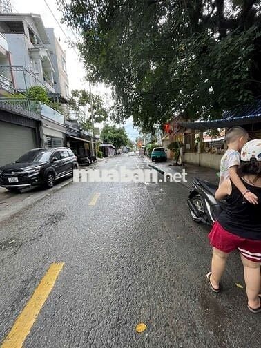 Cần cho thuê nhà P.ĐHT Q12 .DT 4x20 .1 trệt 1lầu 2PN 2WS hẻm xe tải