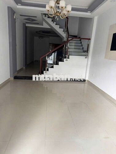 4,2x22m có sân ô tô 2pn 2 máy lạnh Huỳnh Thị Hai