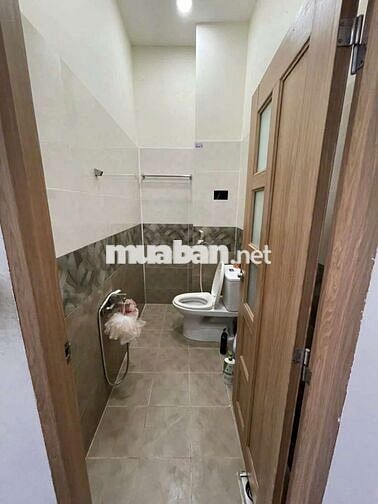 Cần cho thuê nhà P.ĐHT Q12 .DT 4x20 .1 trệt 1lầu 2PN 2WS hẻm xe tải