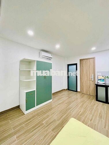 STUDIO MỚI CỬA SỔ BANCOL SIÊU THOÁNG ĐI BỘ QUA ĐH NGUYỄN TẤT THÀNH