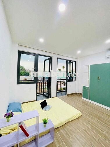 STUDIO MỚI CỬA SỔ BANCOL SIÊU THOÁNG ĐI BỘ QUA ĐH NGUYỄN TẤT THÀNH