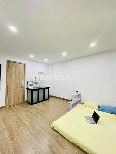 STUDIO MỚI CỬA SỔ BANCOL SIÊU THOÁNG ĐI BỘ QUA ĐH NGUYỄN TẤT THÀNH