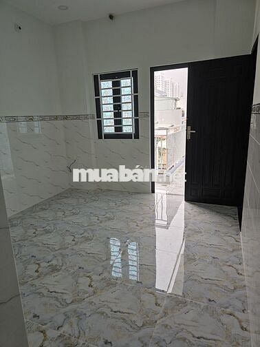 Cho thuê nhà nguyên căn, 3 phòng ngủ, diện tích 195m2, q.Bình Tân