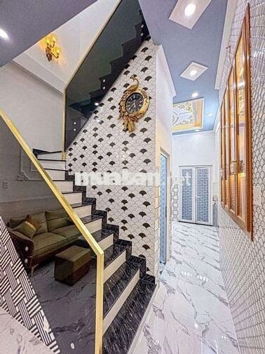 NHÀ XÂY MỚI - HẺM 147 NGUYỄN VĂN CỪ - GẦN ĐH Y DƯỢC