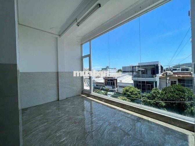 Chủ Gũi Bán Căn Nhà Mặt Tiền Kinh Doanh Tôn Đức Thắng Nha Trang