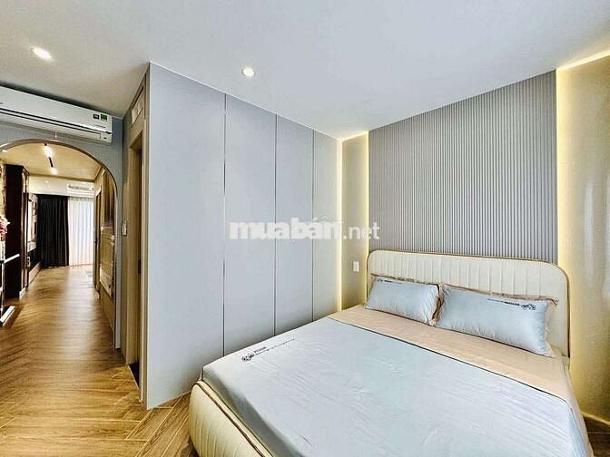 430/6 nguyễn thị thập q7.dt.4x18m 2 lầu 3 phòng