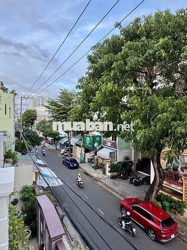 Bán Nhà 5 Tầng Trần Bình Trọng Nha Trang Hướng Đông Nam