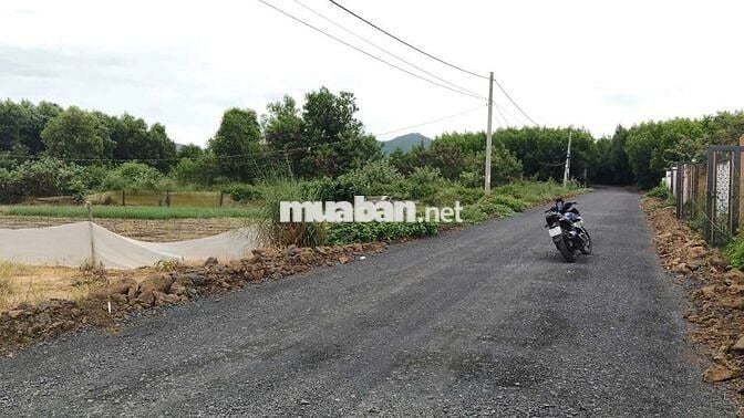 BÁN ĐẤT THỊ TRẤN PHƯỚC HẢI - TP HCM.DT 133m2(5×27) SÁT ĐT 996C