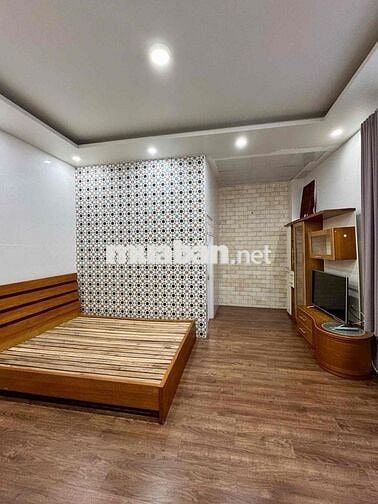 Bán Nhà 5 Tầng Trần Bình Trọng Nha Trang Hướng Đông Nam