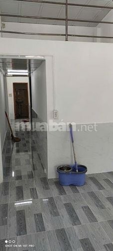 Cho thuê nhà đường số 9, Hiệp Bình, khu Vạn Phúc, 9tr, tiện kinh doanh