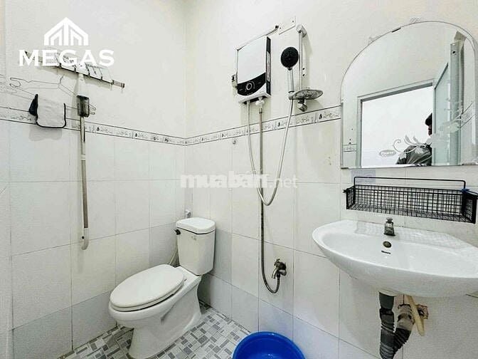 Cần Pass lại phòng như hình, Ngay Nguyễn Ảnh Thủ, Đầy Đủ Nội Thất