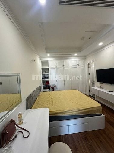 C/c Phúc Yên 2, 90m2, 2PN, 2WC, Phan Huy Ích, P15, TB, 10tr/tháng.