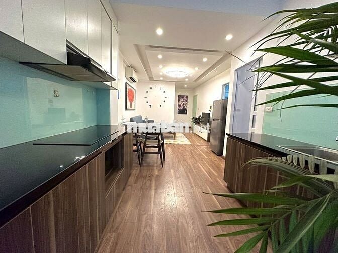 Cho thuê 2n1k 90m2 Phố Tô Ngọc Vân, full đồ, thang máy, giá 12,5 triệu