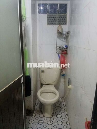 Phòng trọ liền kề Q1 giá chỉ 1,3tr