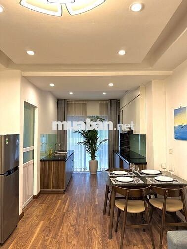 Cho thuê 2n1k 90m2 Phố Tô Ngọc Vân, full đồ, thang máy, giá 12,5 triệu