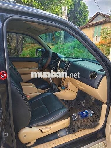 Ford Everest 2008 2.5L 4x2 MT - 130000 km