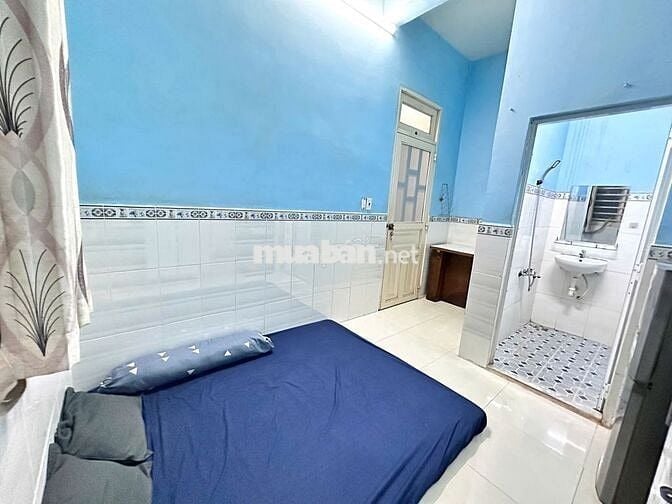 Studio Full nội thất cửa sổ giá rẻ đường Quang Trung