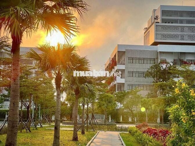 Ngay cạnh FPT Campus lô 150m2 view công viên giá chỉ 5,x tỷ