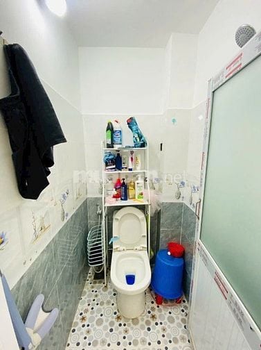 Chính chủ bán nhà đúc lững tl51 q12,ngay chợ đường Sh Chung vi bằng