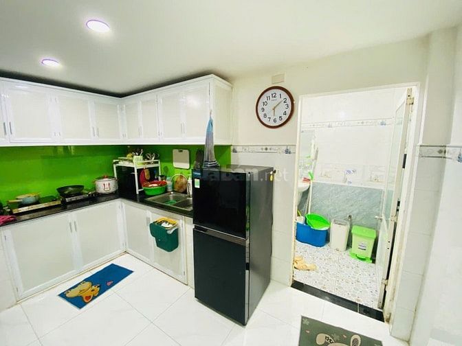 Chính chủ bán nhà đúc lững tl51 q12,ngay chợ đường Sh Chung vi bằng