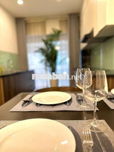 Cho thuê 2n1k 90m2 Phố Tô Ngọc Vân, full đồ, thang máy, giá 12,5 triệu