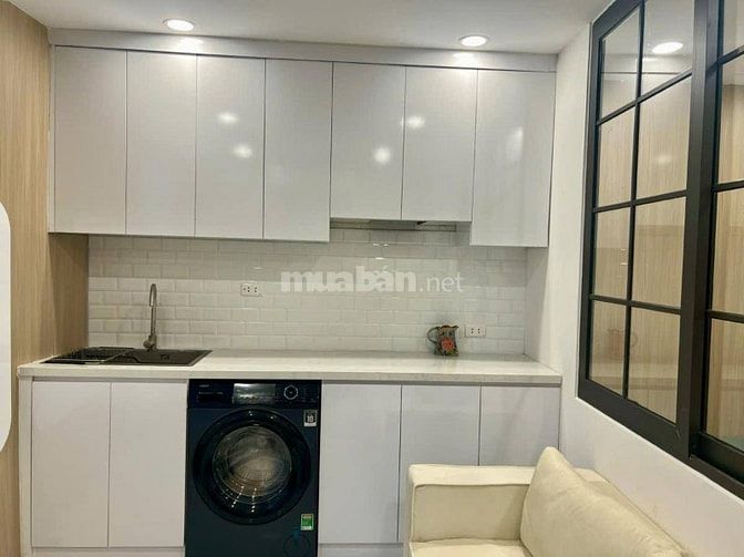 Bán Nhà, Phố VIP Bạch Mai 50m, tầng 1, mt 4,3m, giá 4,35 tỷ.