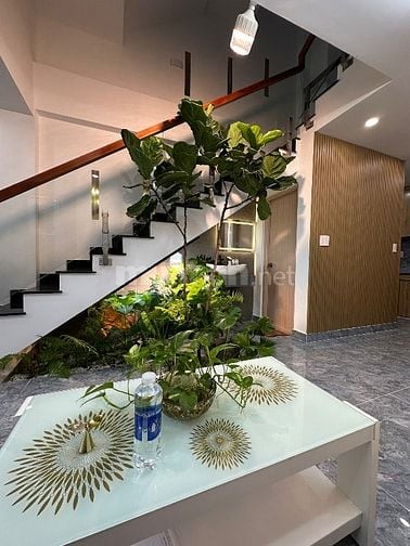 Tỉnh Lộ 10 BTT,.5 Tầng hiện đại,. 50m2, 5PN, 6Wc, HXh 6m, Giá 7,15 Tỷ.