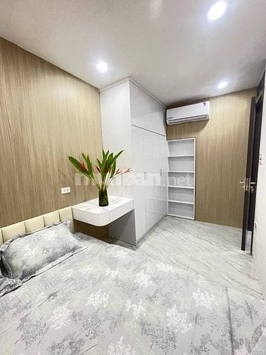 Bán Nhà, Phố VIP Bạch Mai 50m, tầng 1, mt 4,3m, giá 4,35 tỷ.