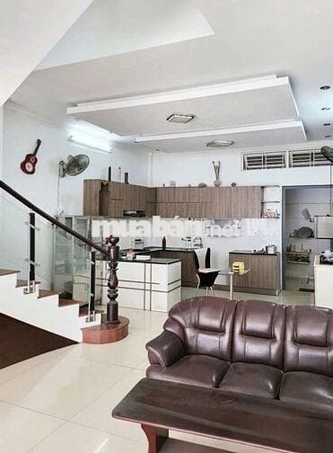 Bán nhà mặt tiền Phạm Thế Hiển kinh doanh tốt 5x16m 3 tấm Cầu Bà Tàng