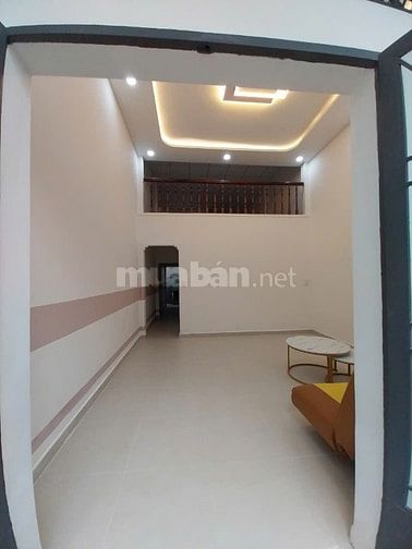 Nhà Phạm Văn Bạch 4,3x14m, trệt + lửng, sổ hồng riêng, gần sân bay