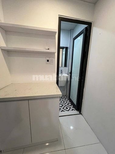 Bán Nhà, Phố VIP Bạch Mai 50m, tầng 1, mt 4,3m, giá 4,35 tỷ.