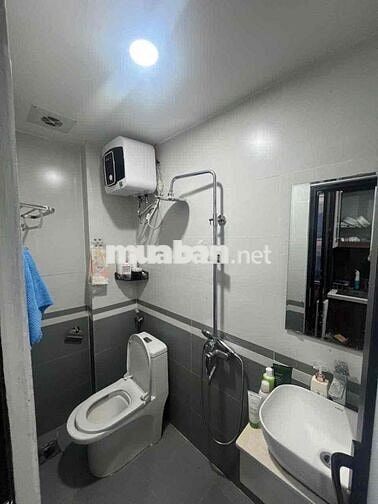 Bán CCMN Mới Đẹp Ô tô Đỗ - Sau Royal City