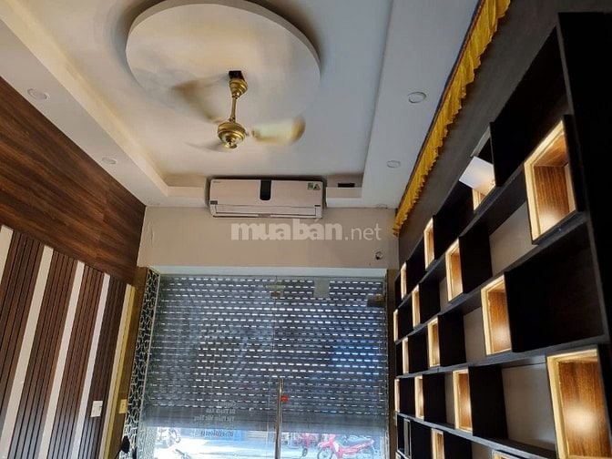Cửa hàng đẹp – phố Cầu Gỗ, ngay Hồ Gươm – chỉ 60tr/tháng!