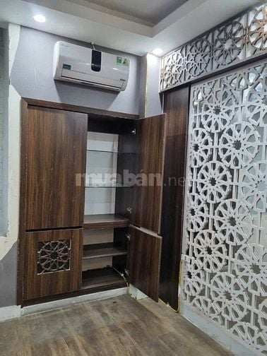 Cửa hàng đẹp – phố Cầu Gỗ, ngay Hồ Gươm – chỉ 60tr/tháng!