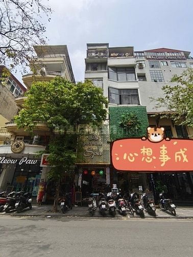 Cửa hàng đẹp – phố Cầu Gỗ, ngay Hồ Gươm – chỉ 60tr/tháng!