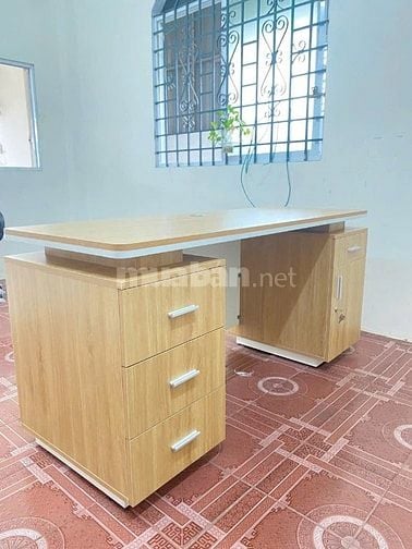 Bàn nhân viên, bàn trưởng phòng giá rẻ Bình Dương