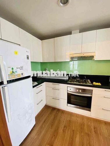 Chủ cần bán gấp CH 2PN view nhìn trọn thành phố .