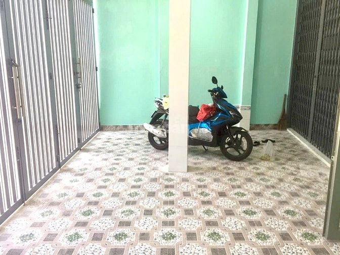 Cho thuê nguyên căn 3,5x10 đúc 2 lầu 3PN 3WC hẻm 3m thông XVNT P21 BT