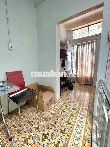 Nhà 4 tầng trung tâm q11 ( 4,2m x13m) Lê Đại Hành