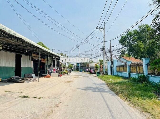 CHỦ NGỘP GỬI BÁN LÔ ĐẤT 500M2 GIÁ 900 TRIỆU TẠI XÃ TÂN AN HỘI. SHR