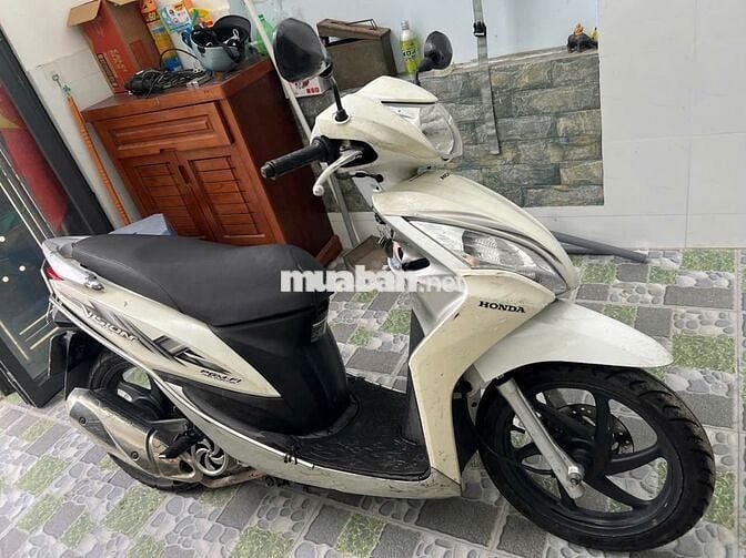 Chính chủ bán xe Honda -vision màu trắng